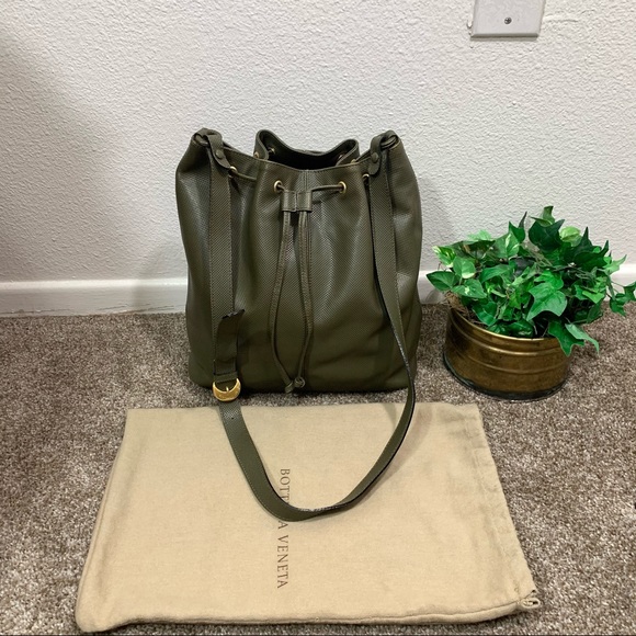 Bottega Veneta Handbags - BOTTEGA VENETA VTG Leather Bag Bucket Drawstring